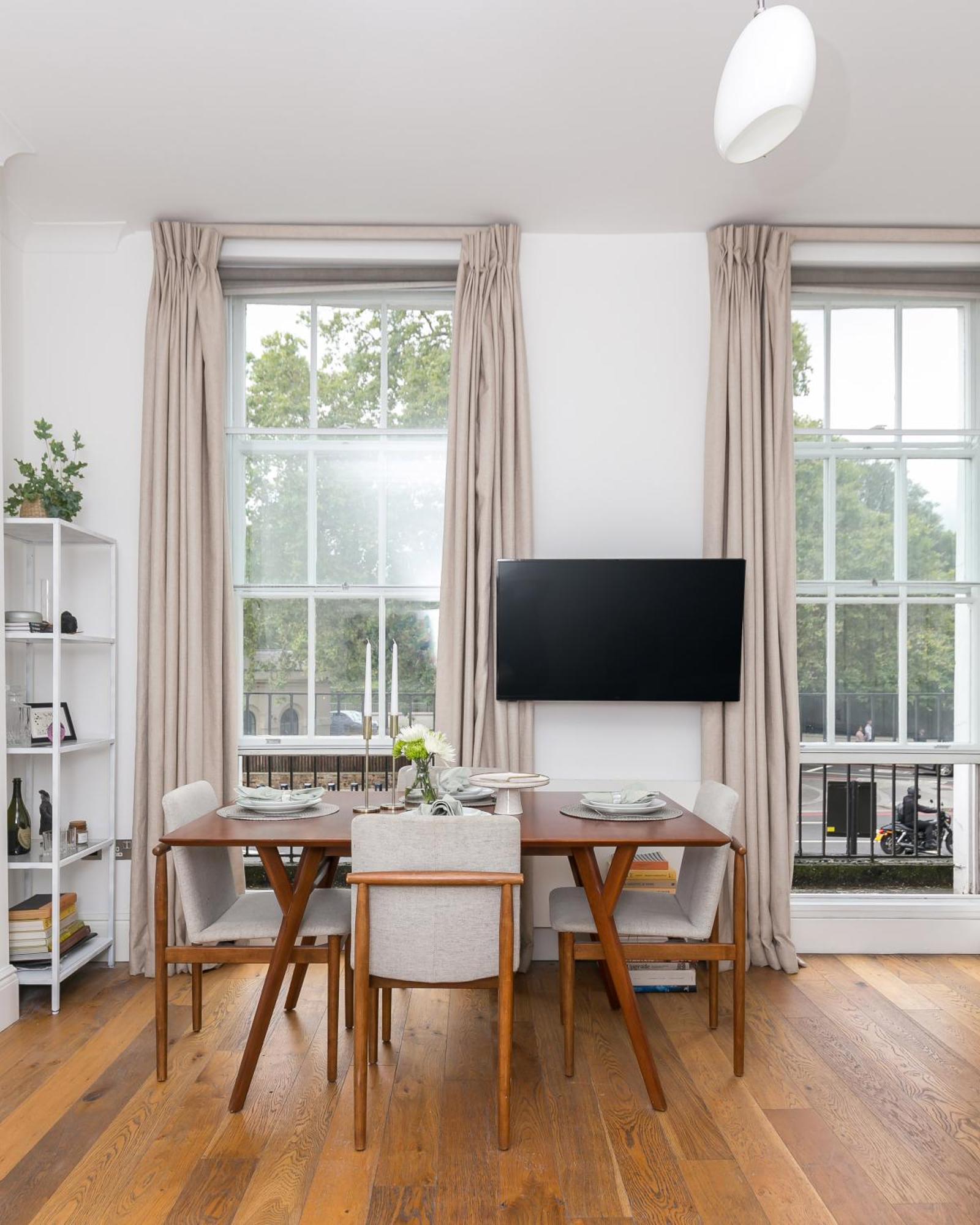 Light Filled Studio With View Of Regents Park Apartment Londra Exterior foto